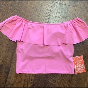Kortni Jeane Ruffled Around Top-Medium NWT